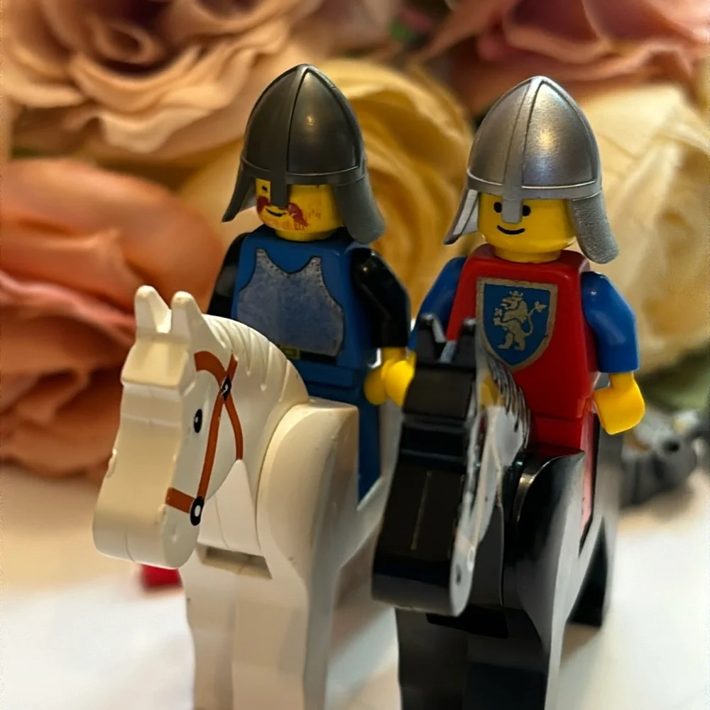 Lego Castle Guards 80s Lego people medieval guards Lego castle accessories VTG